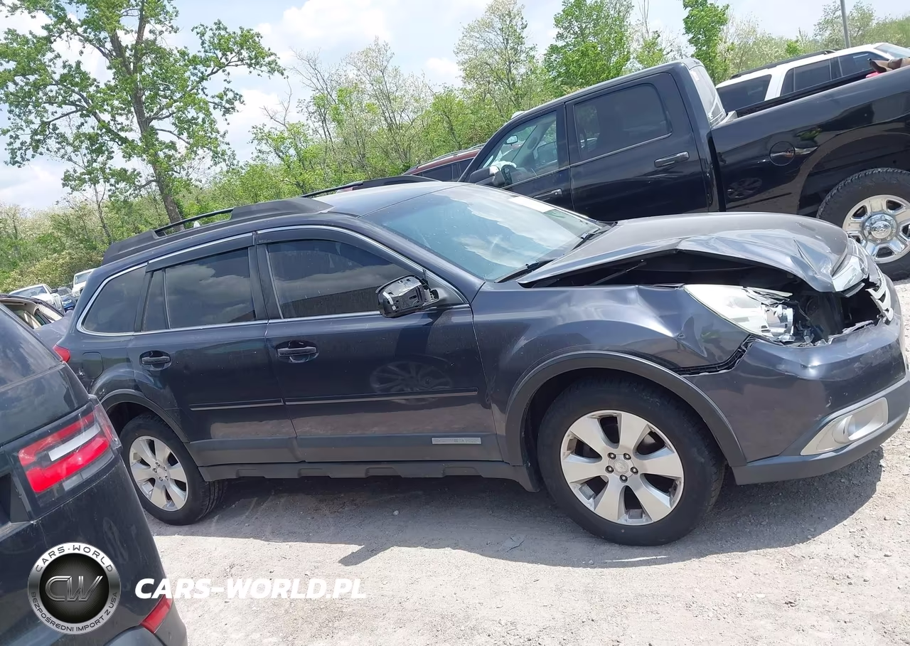 2011 Subaru Outback 2.5I Premium VIN:4S4BRBCCXB3433774 - 13