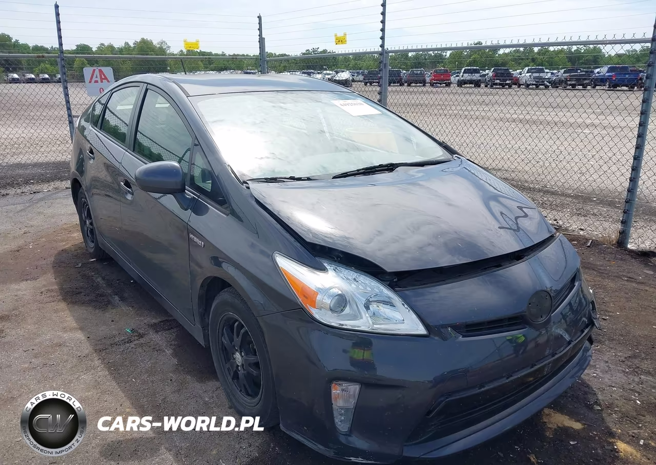 2015 Toyota Prius Three