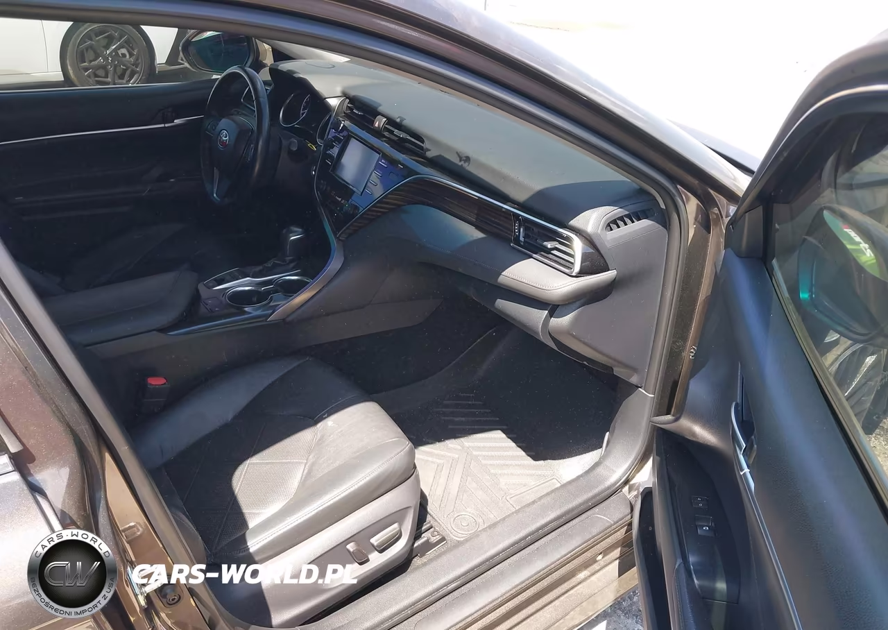 2018 Toyota Camry Xle VIN:4T1B11HK4JU020615 - 5