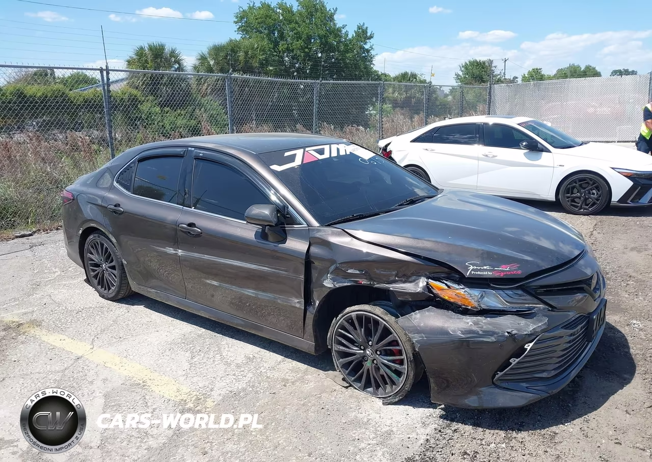 2018 Toyota Camry Xle VIN:4T1B11HK4JU020615 - 6