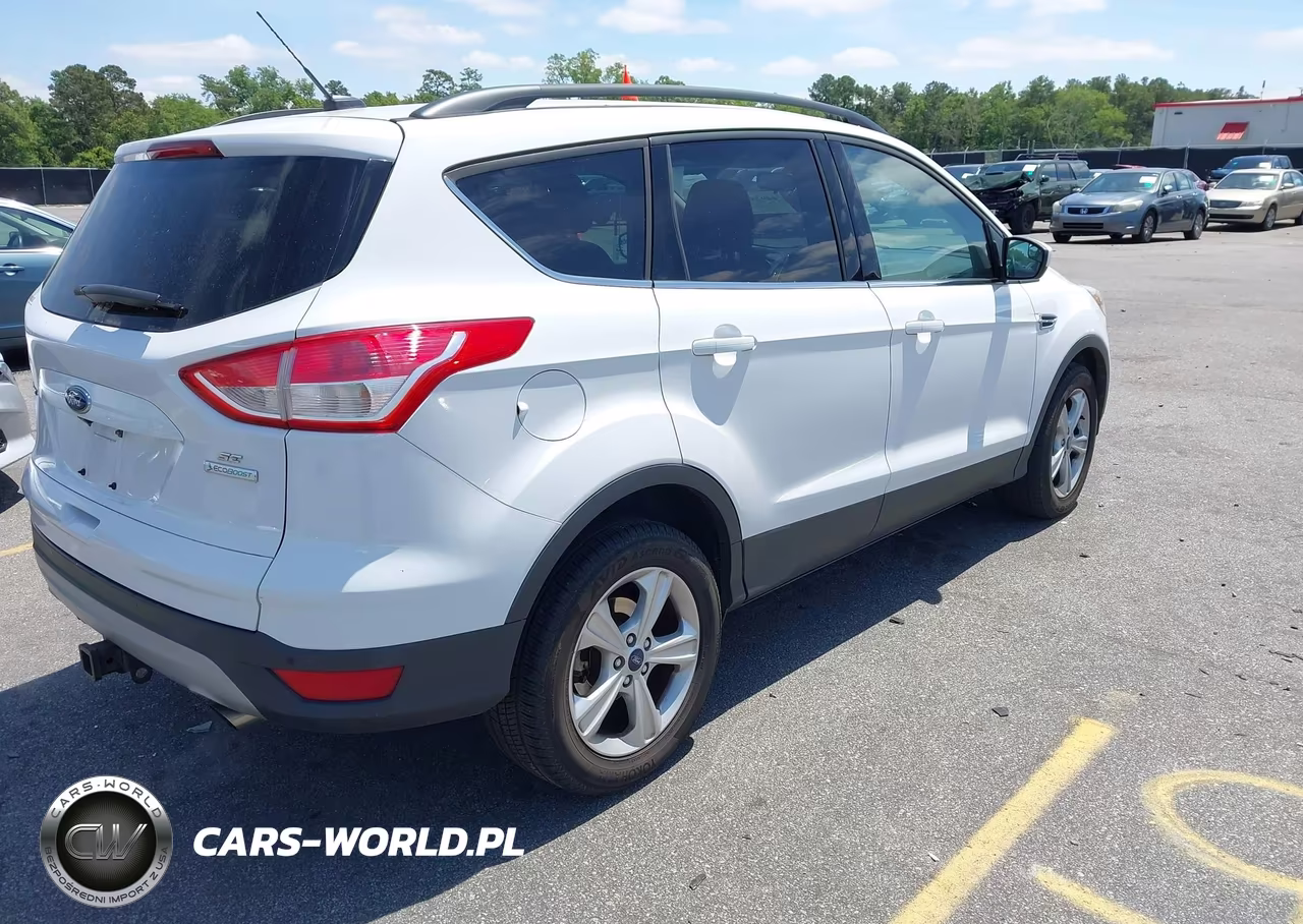 2016 Ford Escape Se VIN:1FMCU0G93GUB75413 - 4