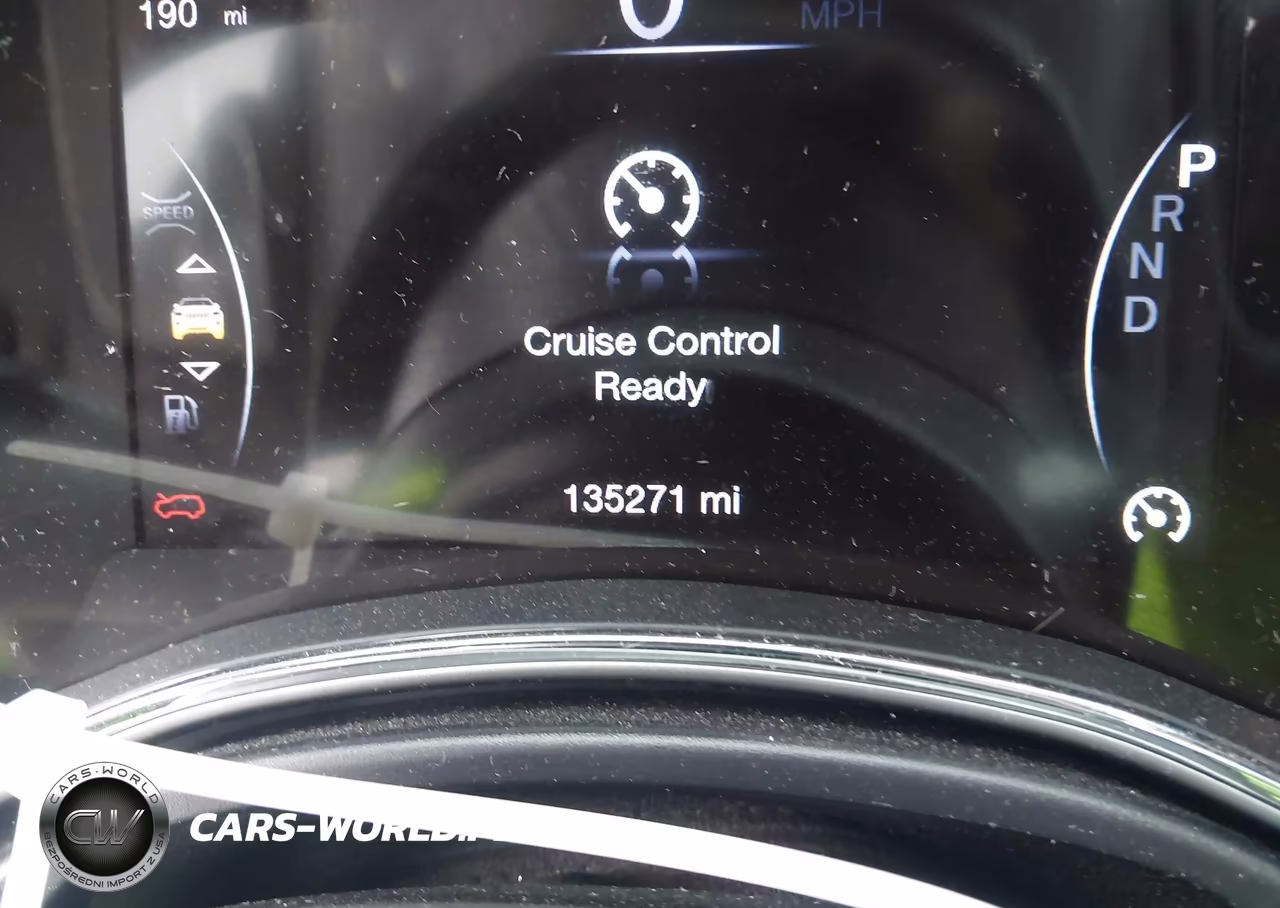 2017 Jeep Grand Cherokee Altitude 4X2 VIN:1C4RJEAG1HC833037 - 15