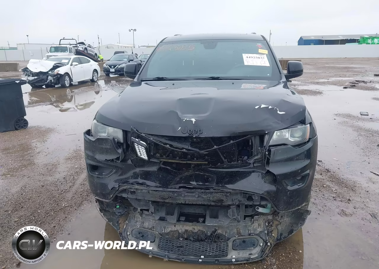 2017 Jeep Grand Cherokee Altitude 4X2 VIN:1C4RJEAG1HC833037 - 6