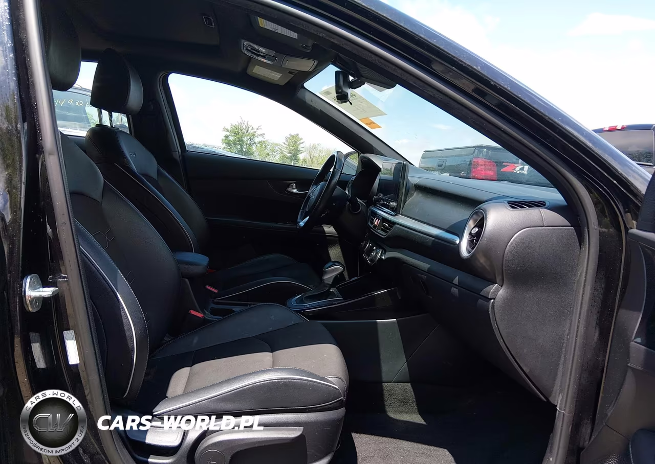 2022 Kia Forte Gt-Line VIN:3KPF54AD1NE499412 - 5