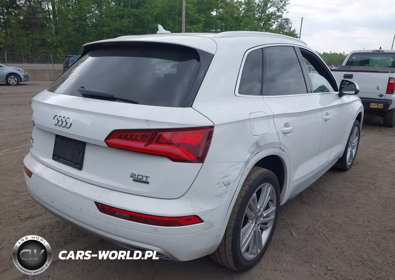 2018 Audi Q5 2.0T Premium-2.0T Tech Premium VIN:WA1BNAFY4J2100650 - 4