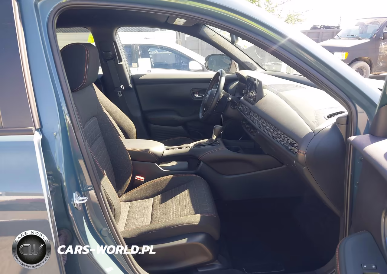 2025 Honda Hr-V 2Wd Sport VIN:3CZRZ1H58SM746239 - 5
