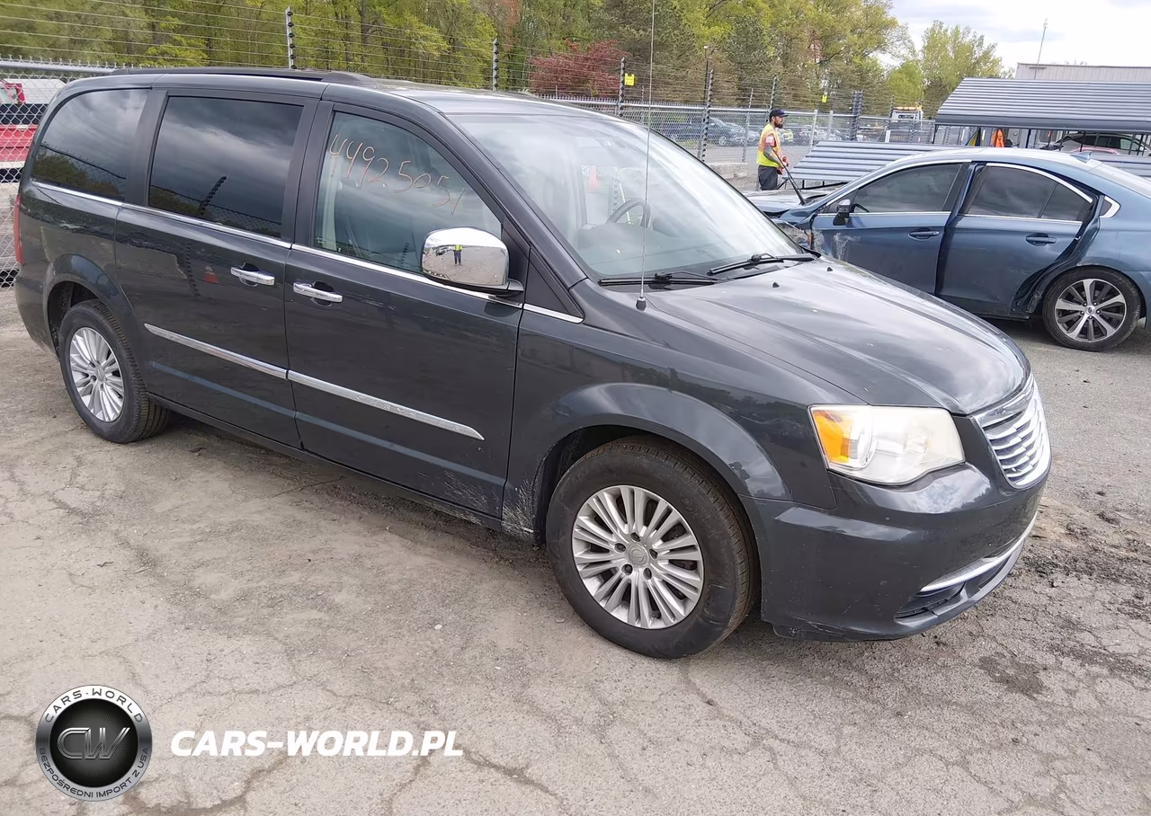 2012 Chrysler Town & Country Touring-L