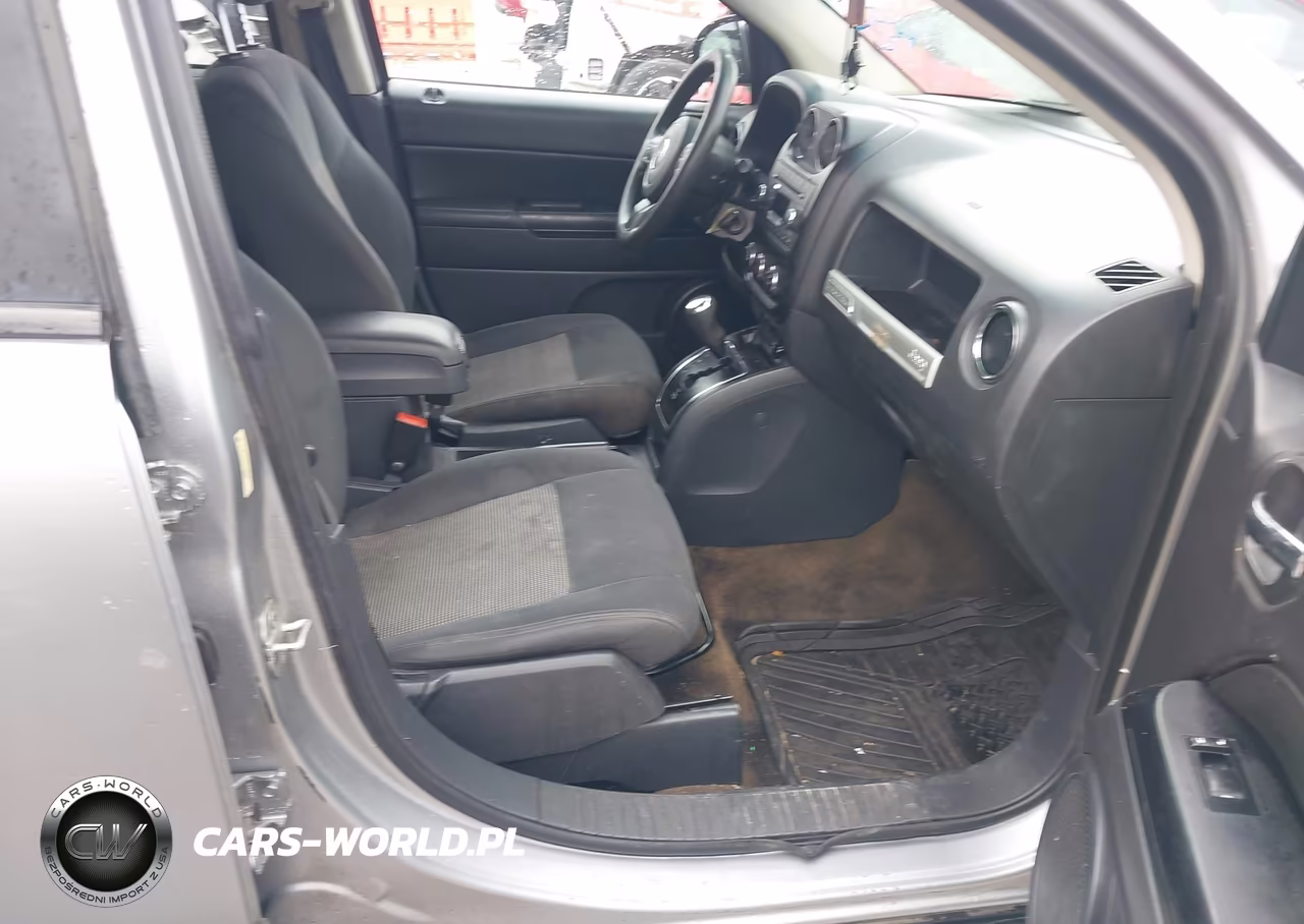 2016 Jeep Compass Sport VIN:1C4NJCBA7GD560966 - 5
