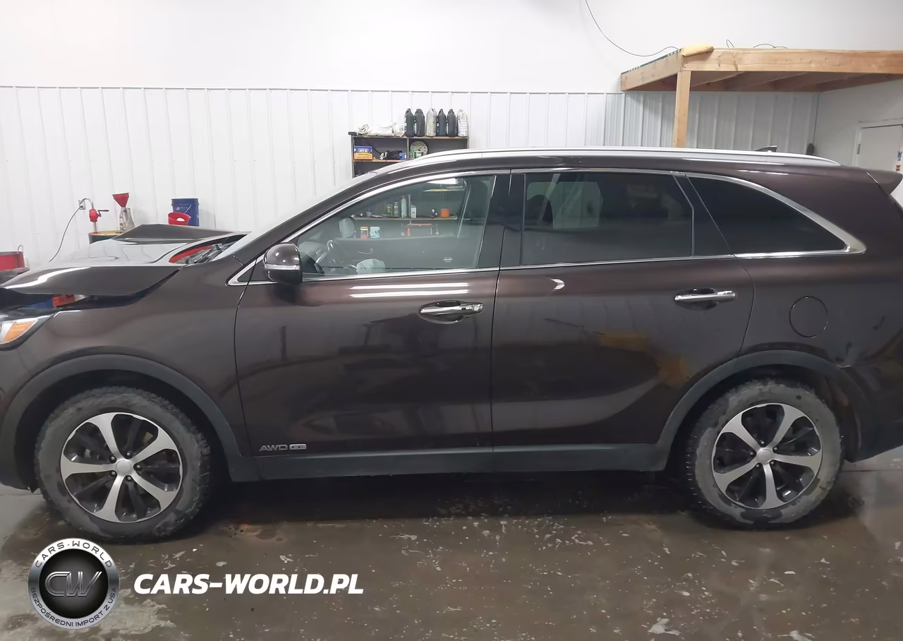 2018 Kia Sorento 3.3L Ex VIN:5XYPHDA52JG365137 - 14