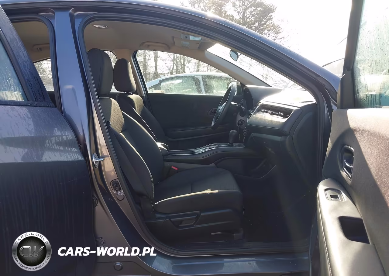 2022 Honda Hr-V Awd Lx VIN:3CZRU6H35NM763207 - 5