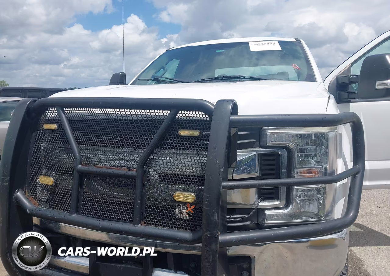 2019 Ford F-250 VIN:1FT7W2B67KEG06282 - 9