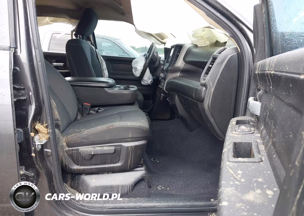 2019 Ram 2500 Tradesman 4X4 6'4 Box VIN:3C6UR5CJ1KG709020 - 5