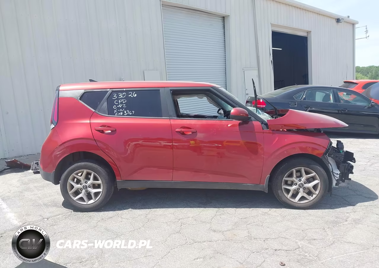 2023 Kia Soul S VIN:KNDJ23AU4P7863967 - 13