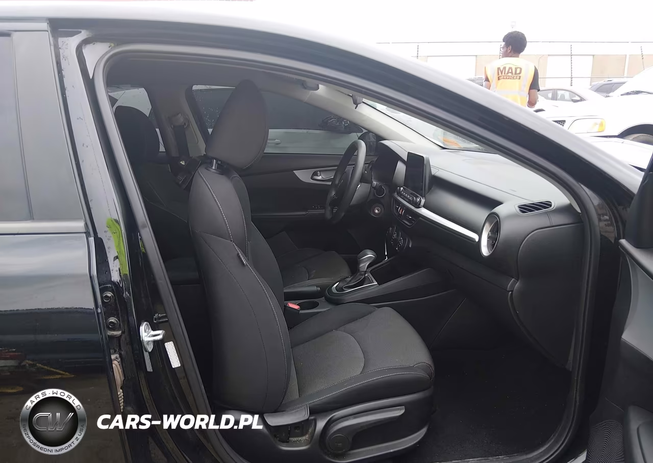 2022 Kia Forte Lxs VIN:3KPF24AD9NE433117 - 5