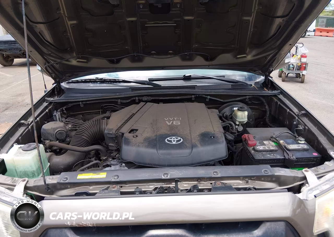 2015 Toyota Tacoma Prerunner V6 VIN:3TMJU4GN3FM178301 - 10