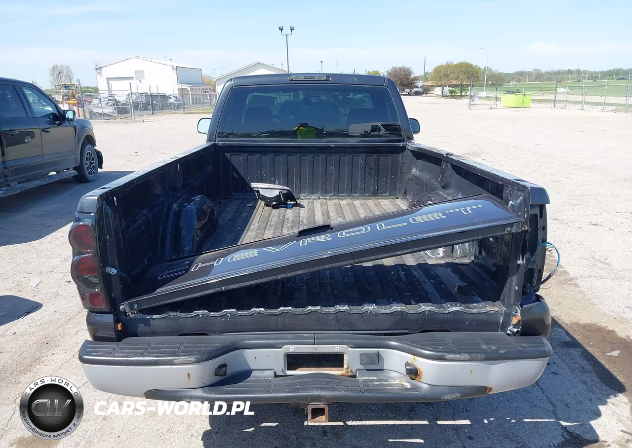 2005 Chevrolet Silverado 1500 Work Truck VIN:1GCEC14X25Z174228 - 17