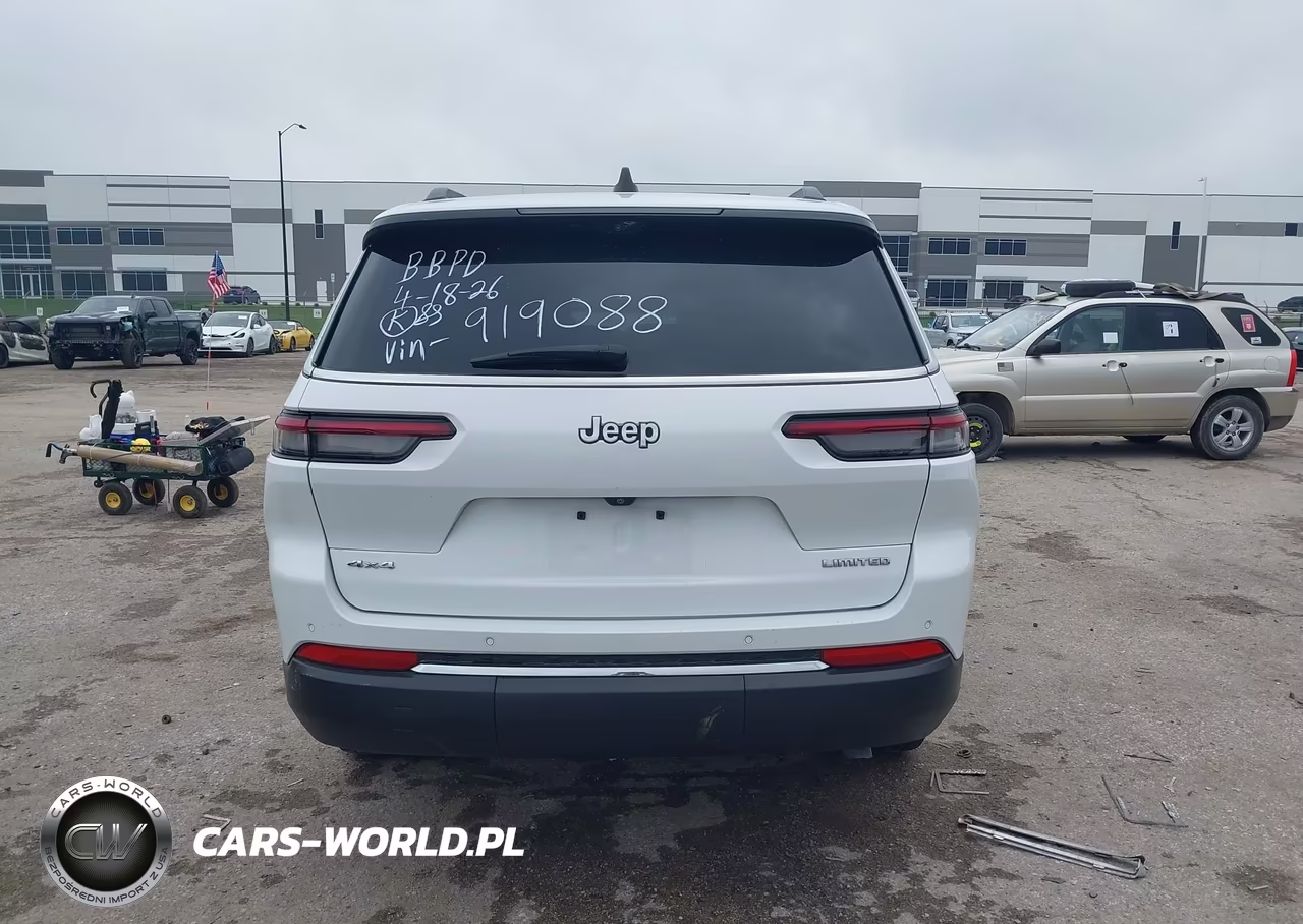 2024 Jeep Grand Cherokee L Limited 4X4 VIN:1C4RJKBG8R8919088 - 16
