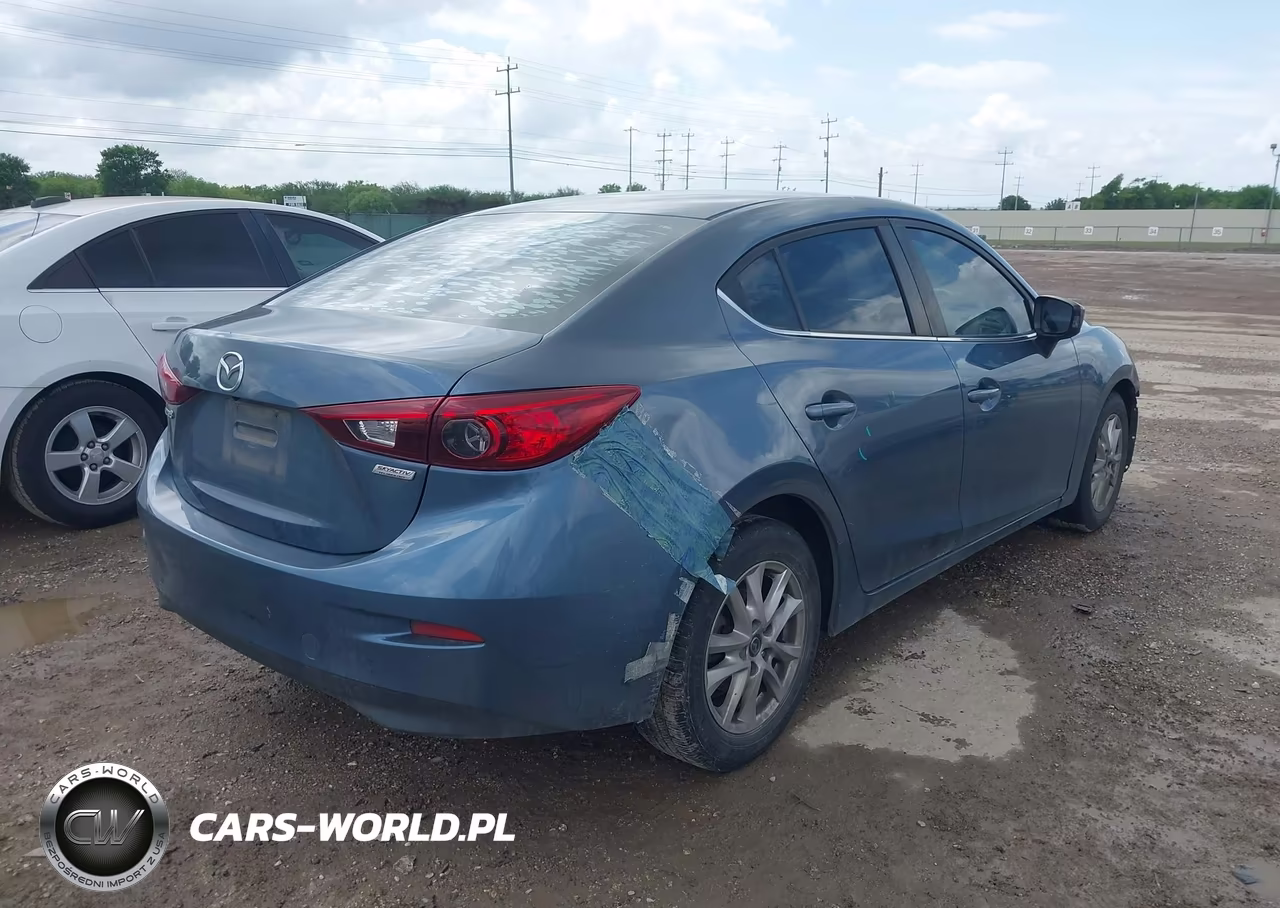 2016 Mazda Mazda3 I Sport VIN:3MZBM1U75GM241468 - 4