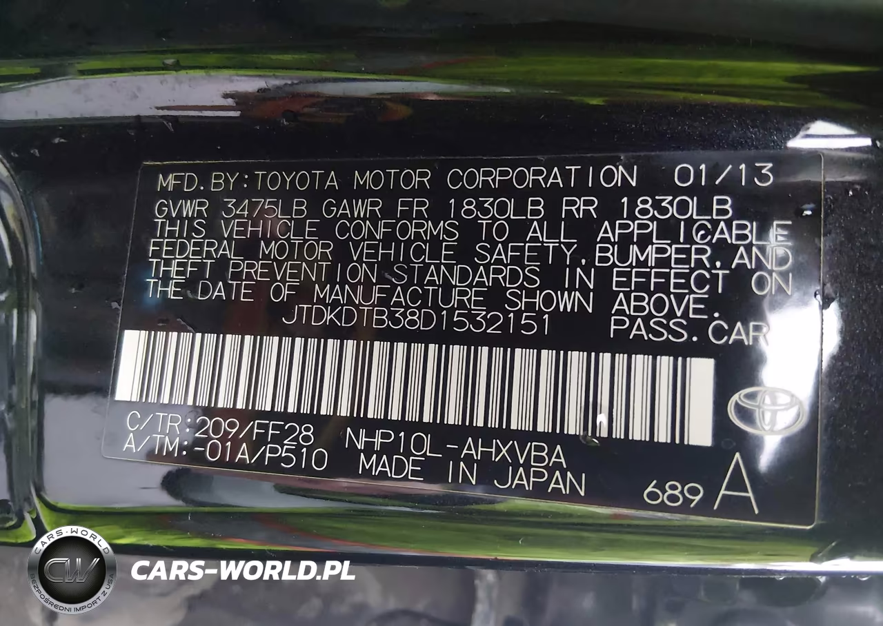 2013 Toyota Prius C Two VIN:JTDKDTB38D1532151 - 9