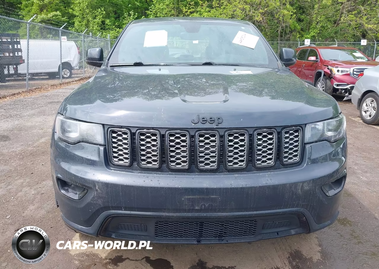 2018 Jeep Grand Cherokee Altitude 4X4 VIN:1C4RJFAG0JC332636 - 12