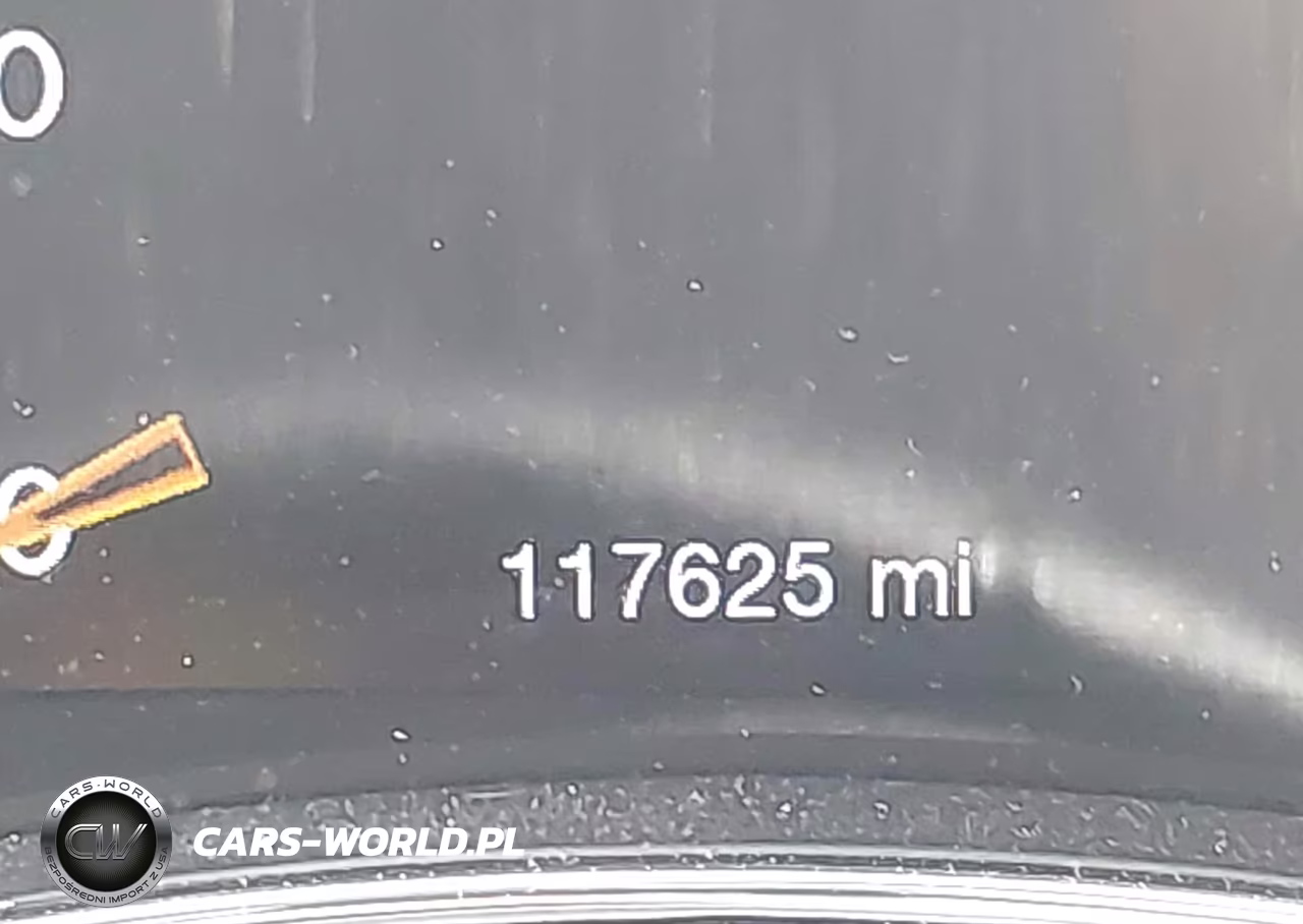 2018 Jeep Grand Cherokee Altitude 4X4 VIN:1C4RJFAG0JC332636 - 15