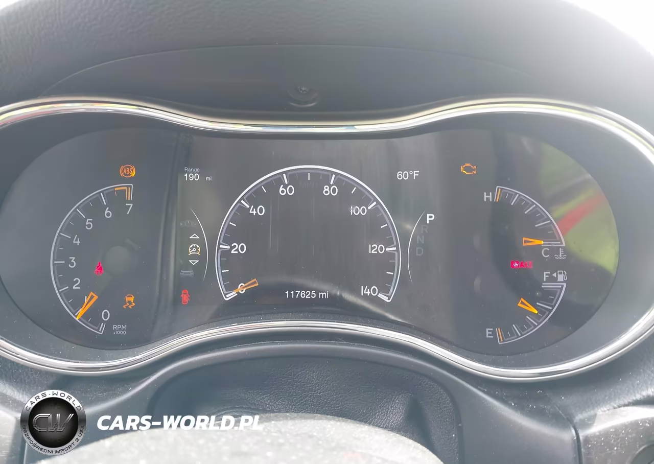 2018 Jeep Grand Cherokee Altitude 4X4 VIN:1C4RJFAG0JC332636 - 7