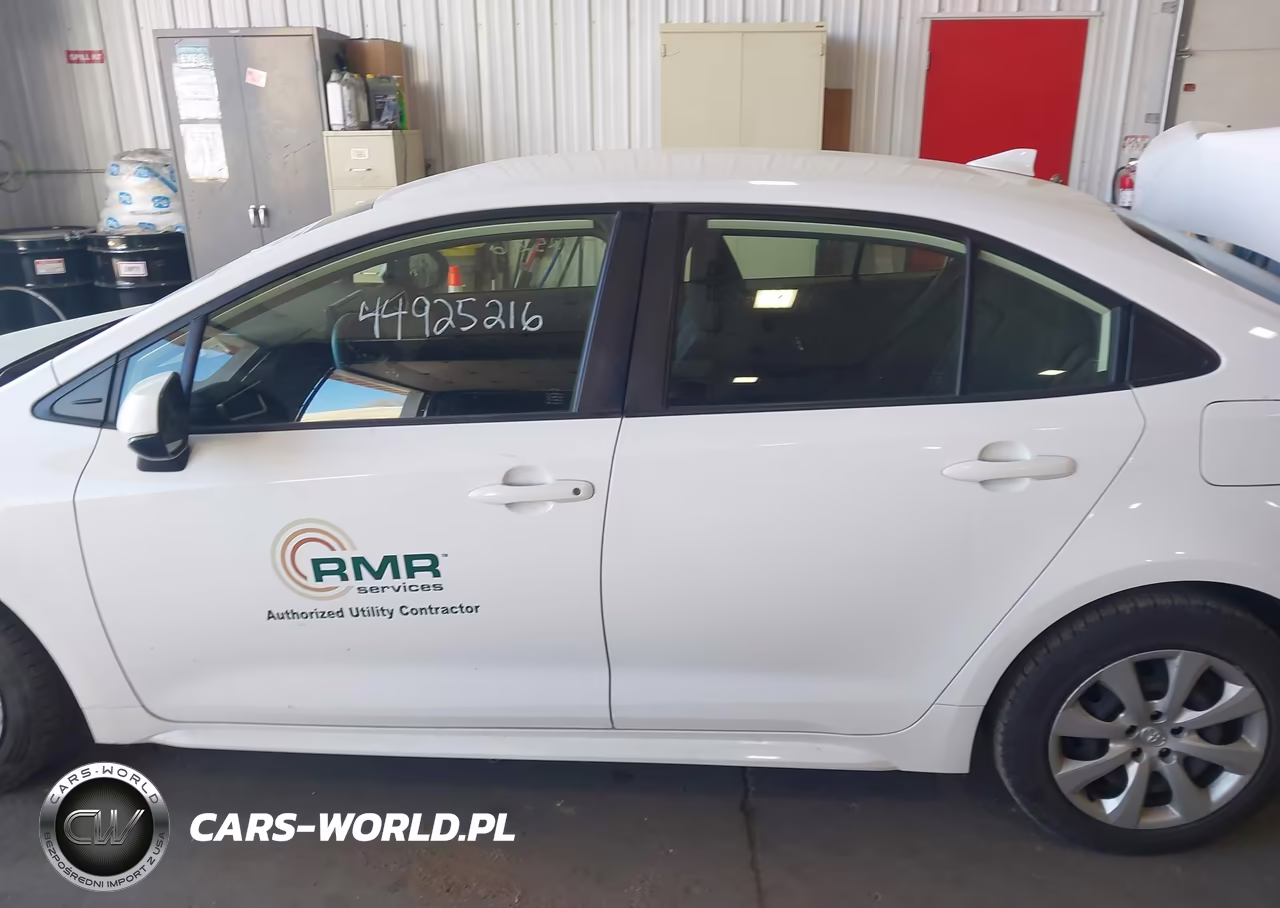 2022 Toyota Corolla Le VIN:JTDEPMAE7N3016737 - 14