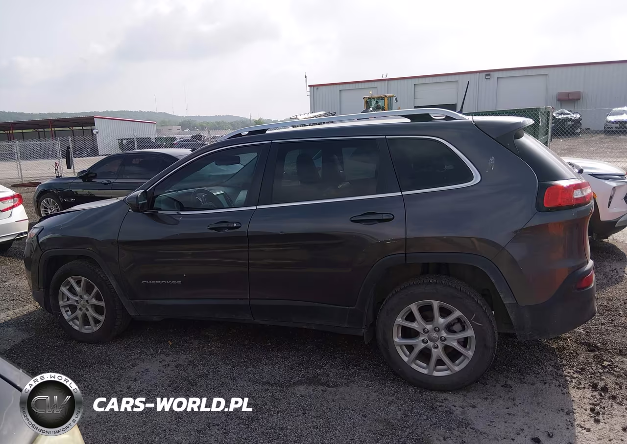 2018 Jeep Cherokee Latitude Plus Fwd VIN:1C4PJLLB3JD538048 - 14