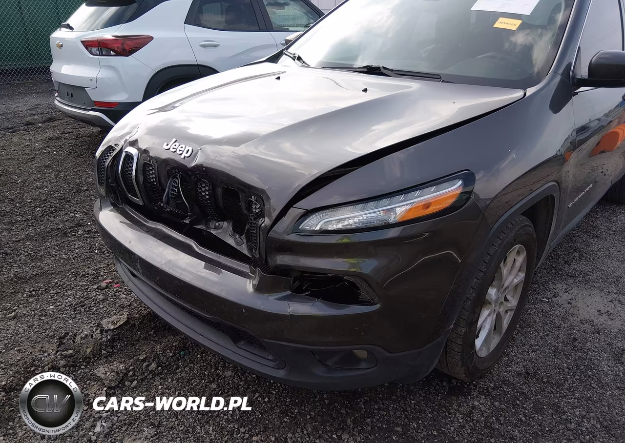2018 Jeep Cherokee Latitude Plus Fwd VIN:1C4PJLLB3JD538048 - 6