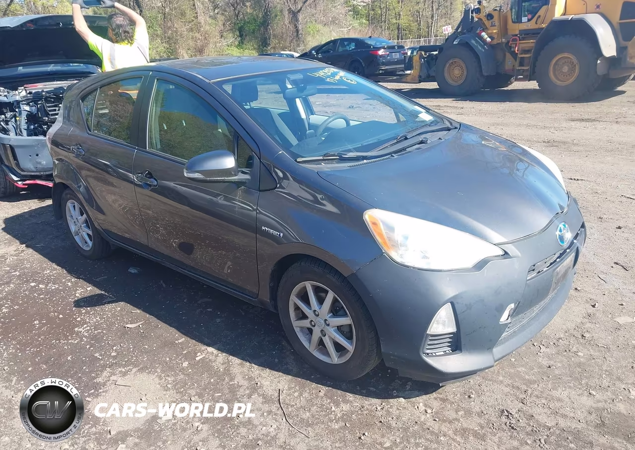 2013 Toyota Prius C Three