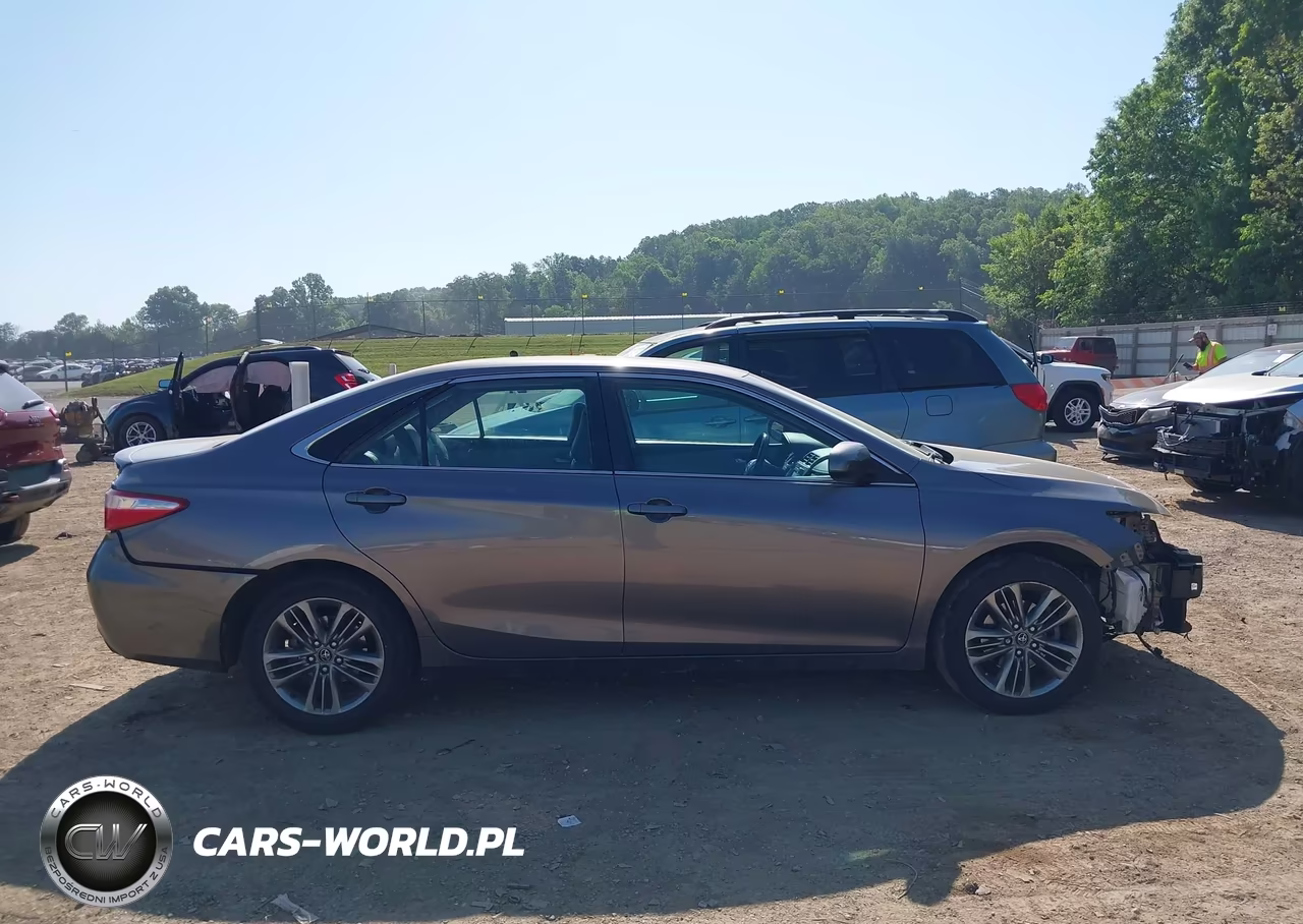 2017 Toyota Camry Se VIN:4T1BF1FK8HU619855 - 13