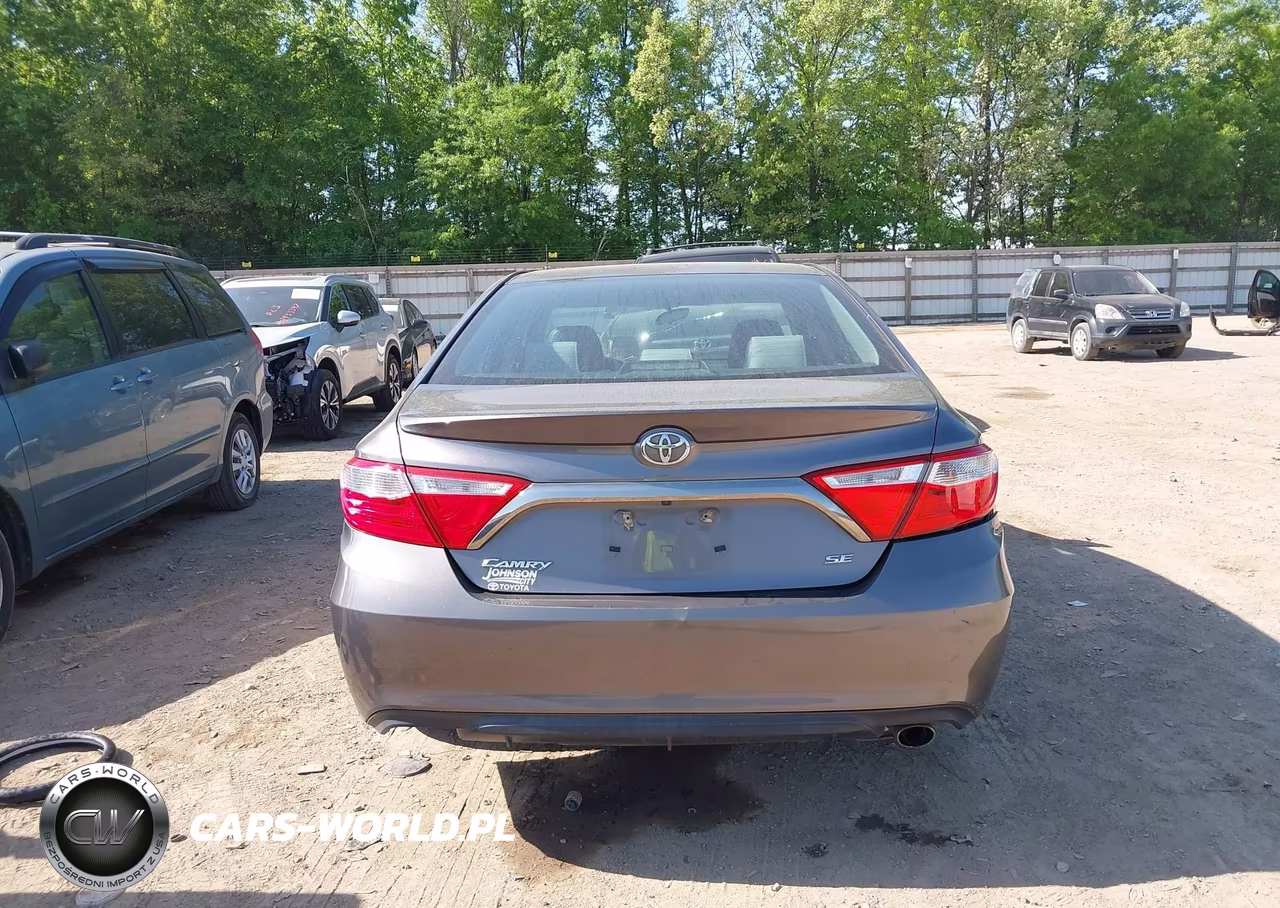 2017 Toyota Camry Se VIN:4T1BF1FK8HU619855 - 16