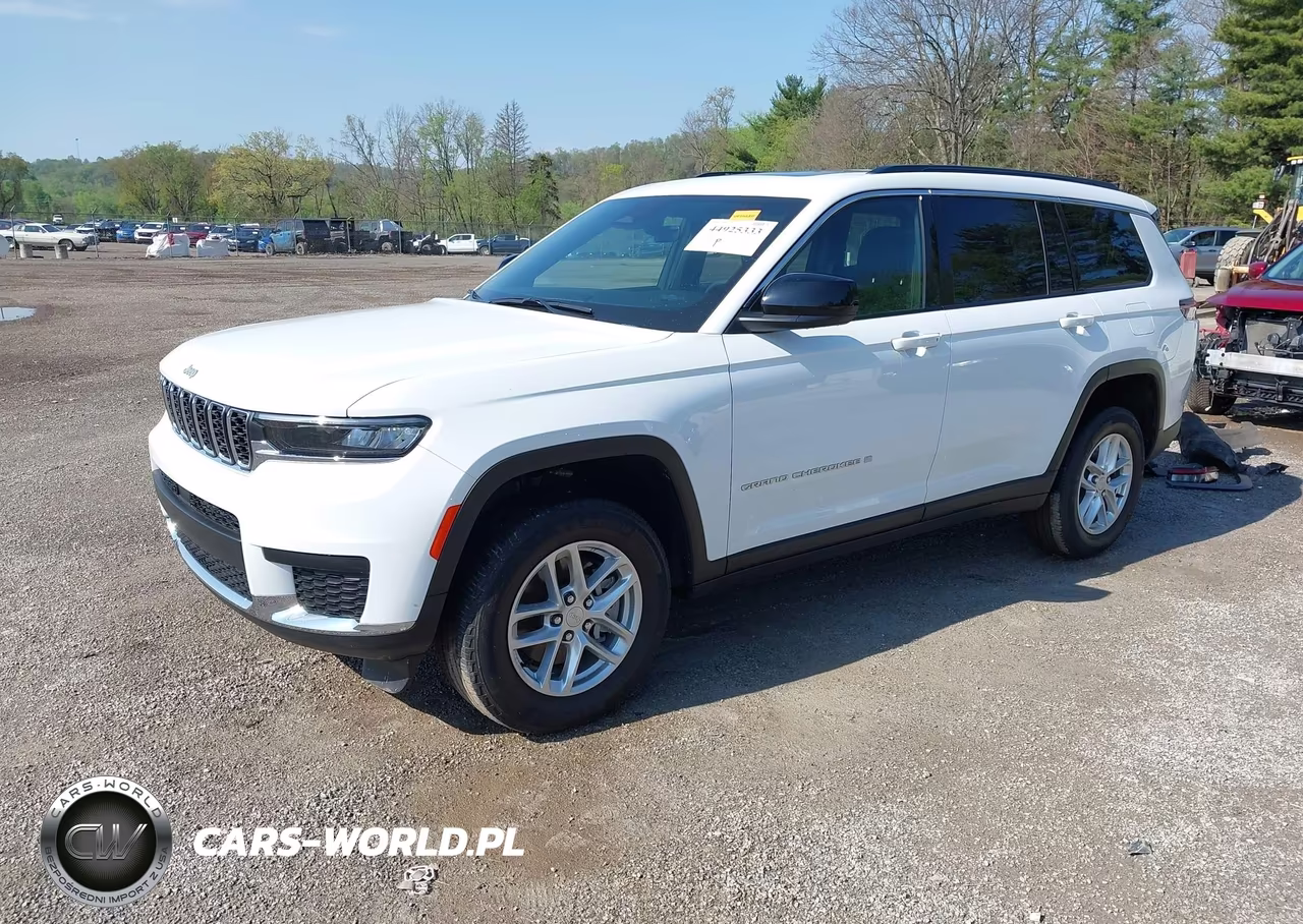 2025 Jeep Grand Cherokee L Laredo X 4X4 VIN:1C4RJKAGXS8692056 - 2