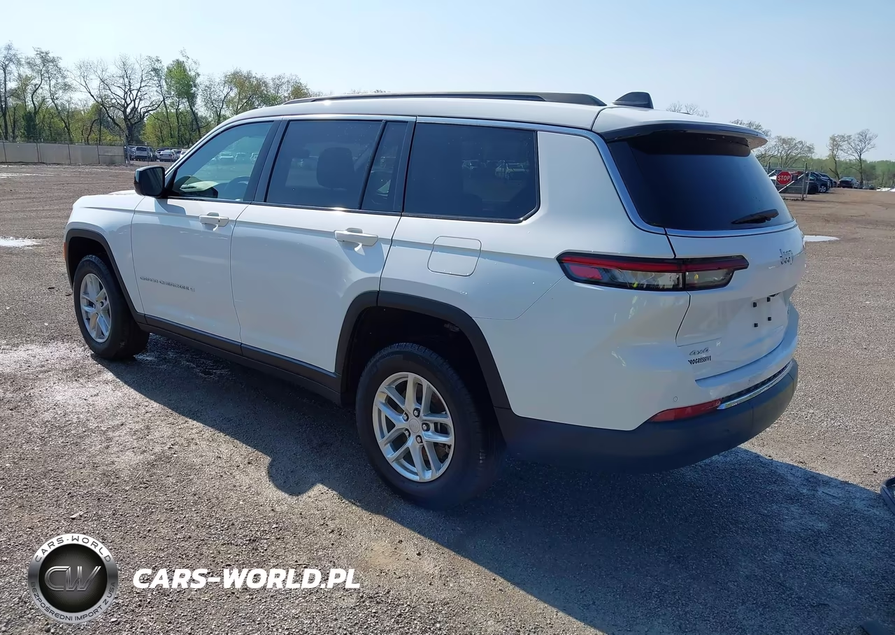 2025 Jeep Grand Cherokee L Laredo X 4X4 VIN:1C4RJKAGXS8692056 - 3