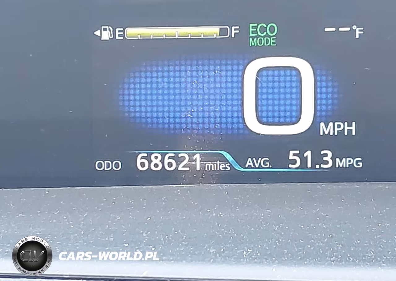 2017 Toyota Prius Four VIN:JTDKARFU3H3044668 - 15