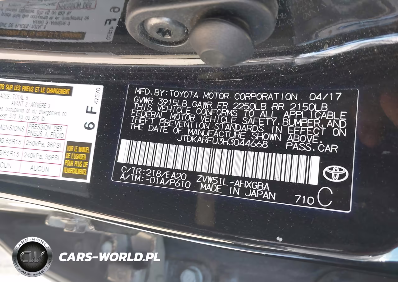 2017 Toyota Prius Four VIN:JTDKARFU3H3044668 - 9