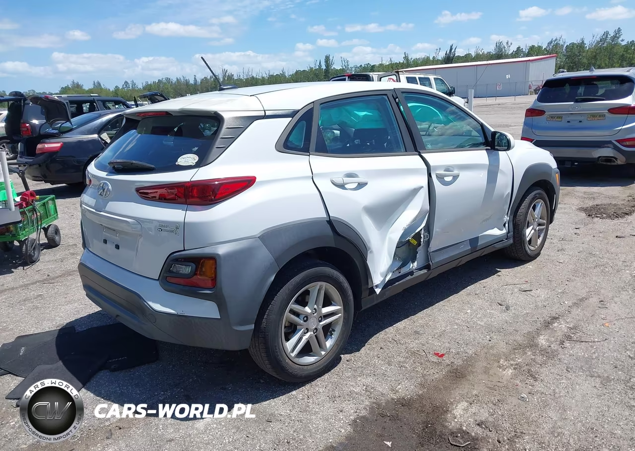 2019 Hyundai Kona Se VIN:KM8K12AA7KU296098 - 4