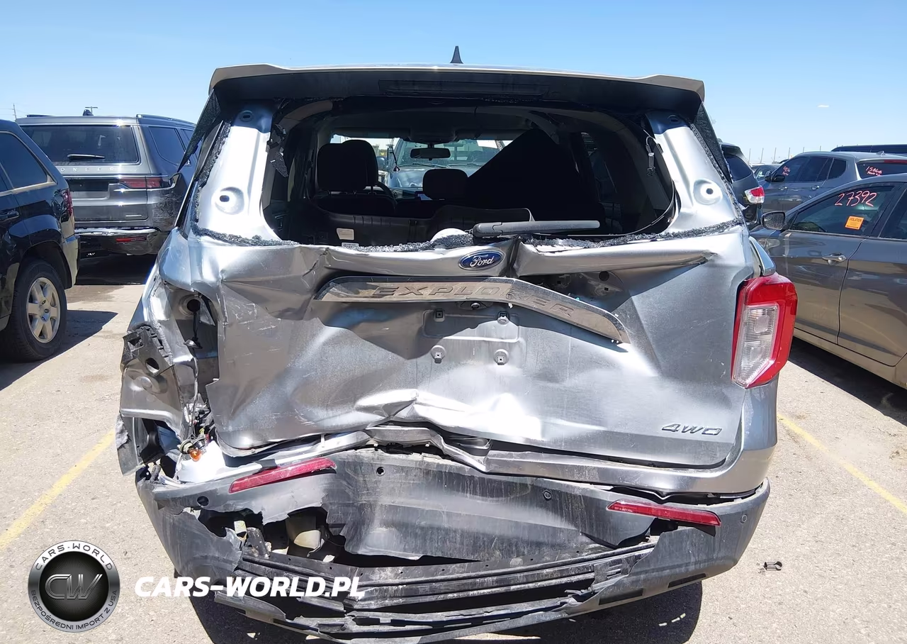 2022 Ford Explorer VIN:1FMSK8BHXNGC24522 - 18