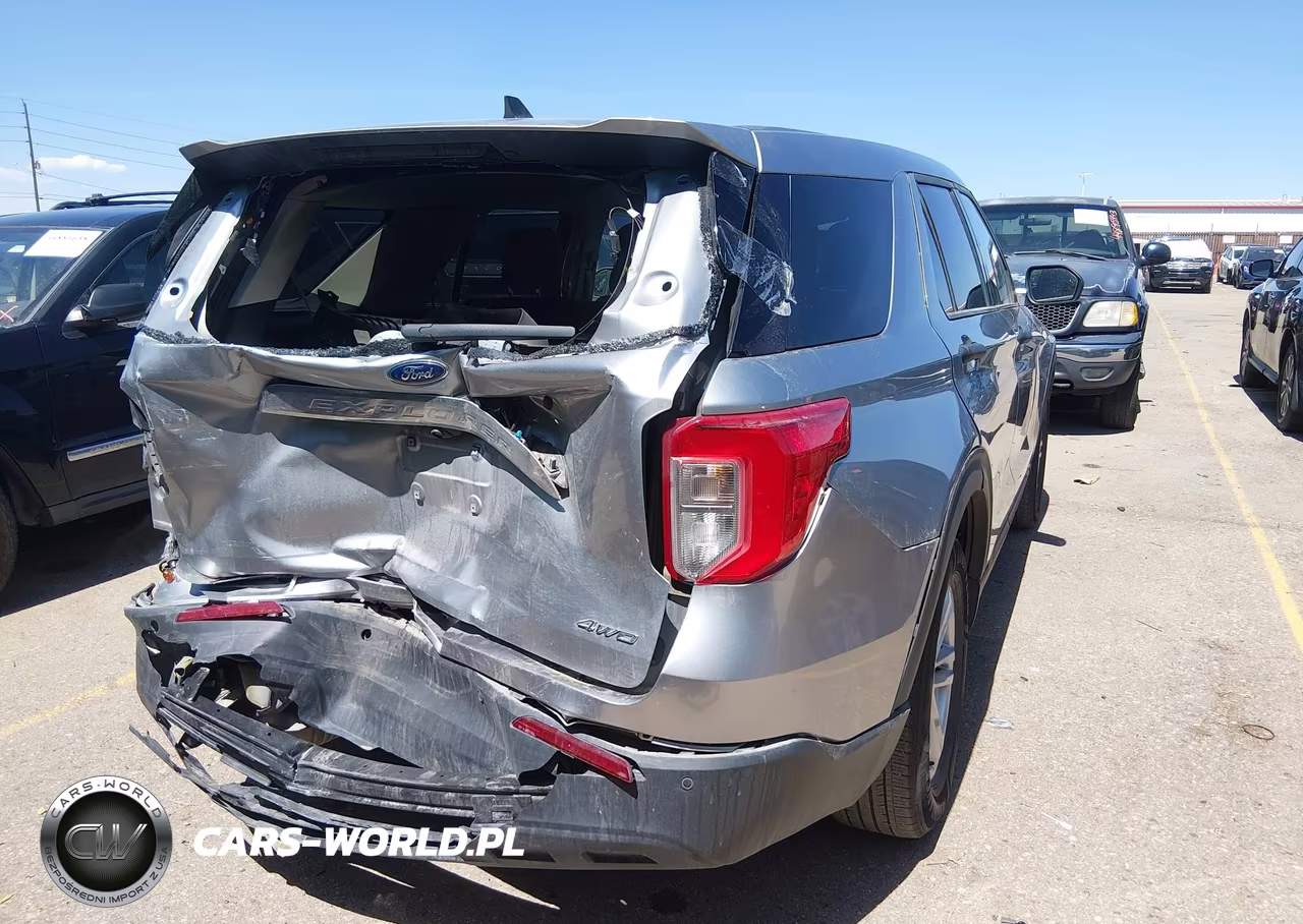2022 Ford Explorer VIN:1FMSK8BHXNGC24522 - 4