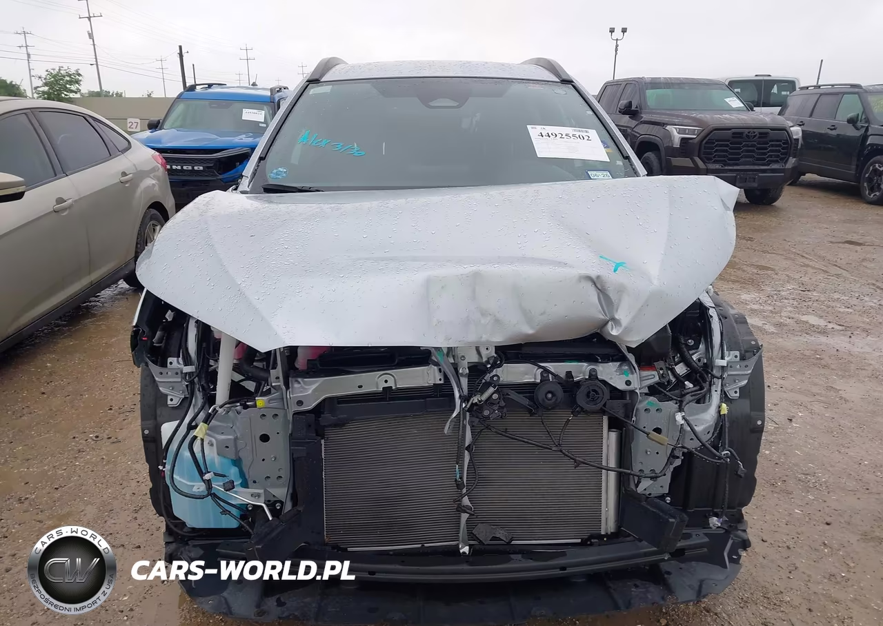 2025 Toyota Corolla Cross Hybrid Se VIN:7MUFBABG5SV086206 - 13