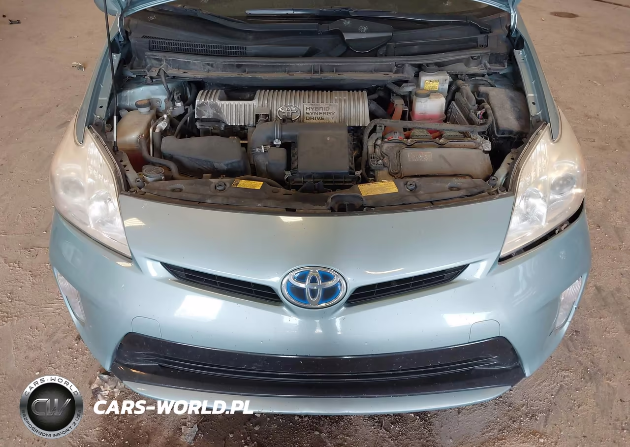 2013 Toyota Prius Two VIN:JTDKN3DU1D5676135 - 10
