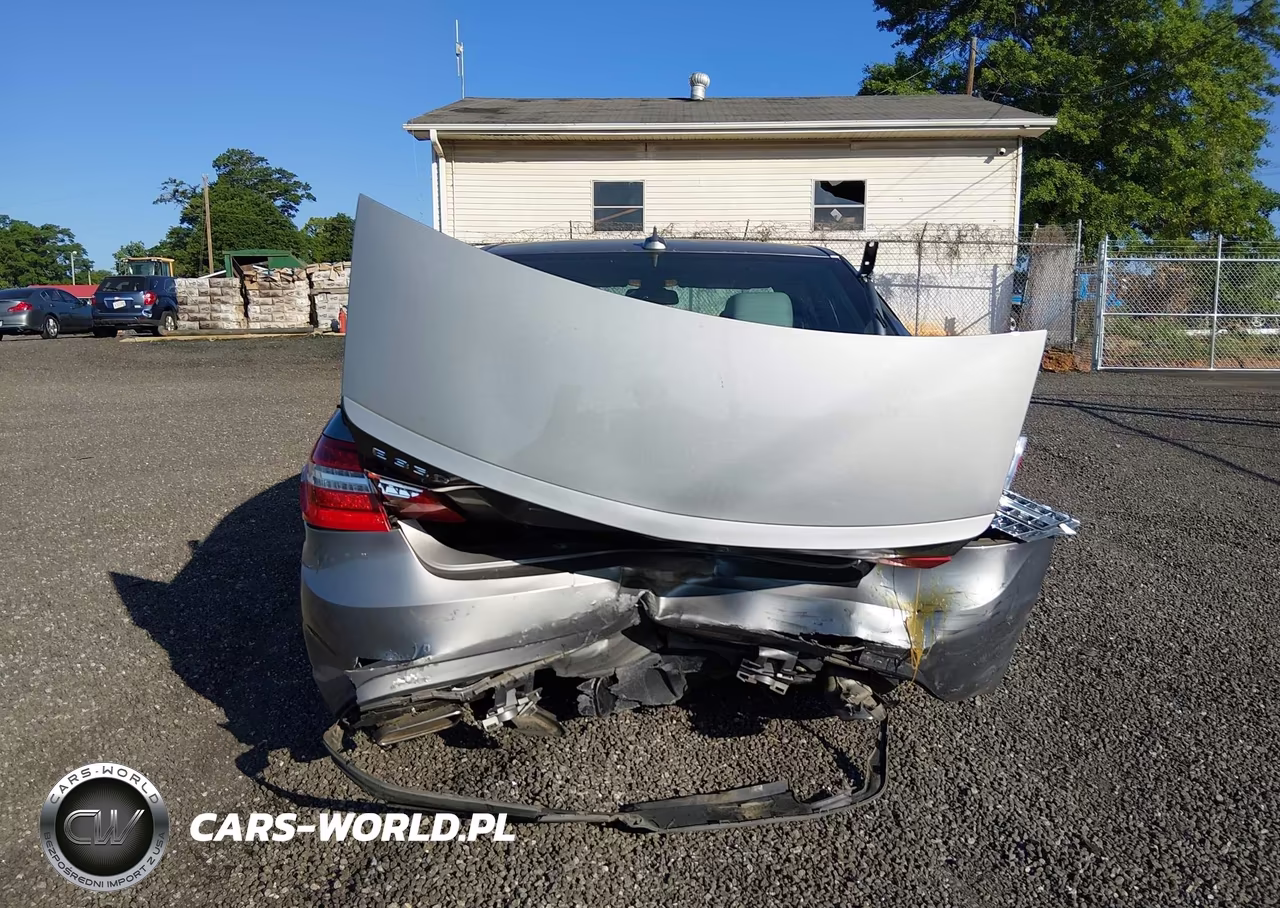 2011 Mercedes-Benz E 350 VIN:WDDHF5GB7BA417074 - 17