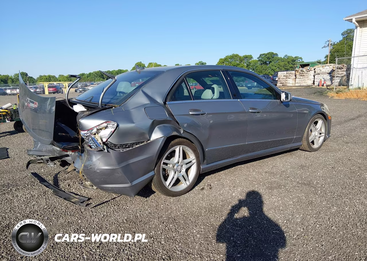 2011 Mercedes-Benz E 350 VIN:WDDHF5GB7BA417074 - 4