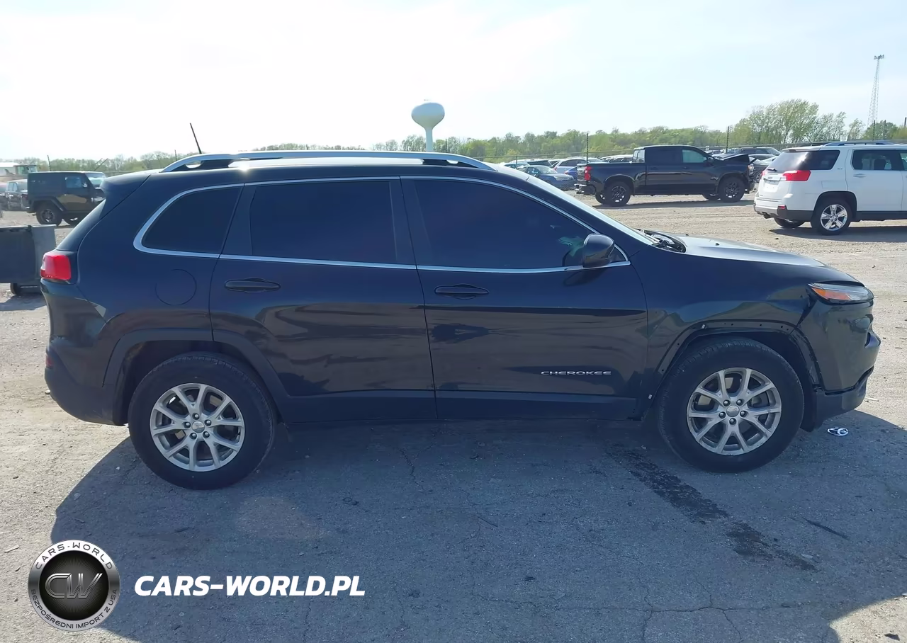 2016 Jeep Cherokee Latitude VIN:1C4PJMCB4GW372593 - 13