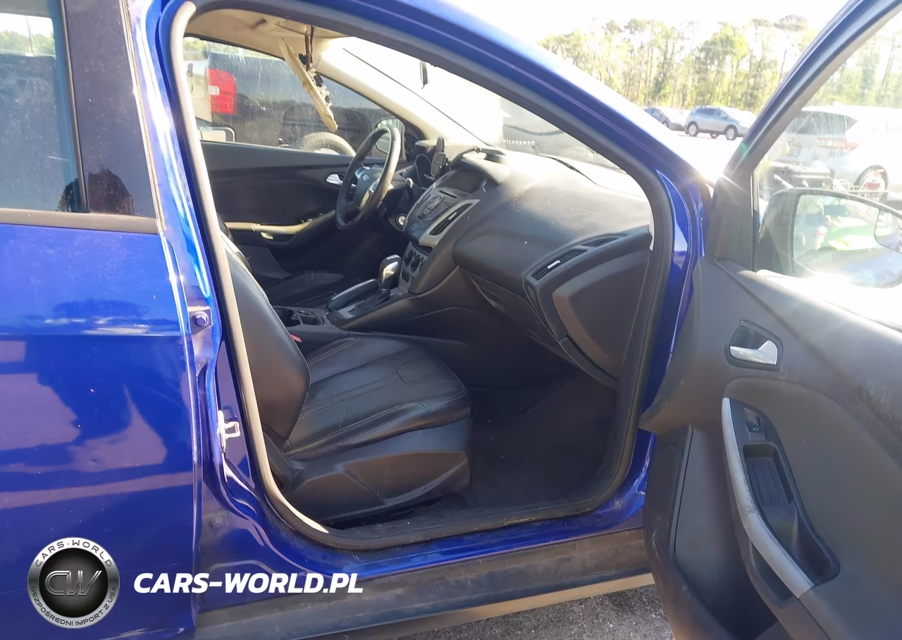 2013 Ford Focus Se VIN:1FADP3K24DL217414 - 5