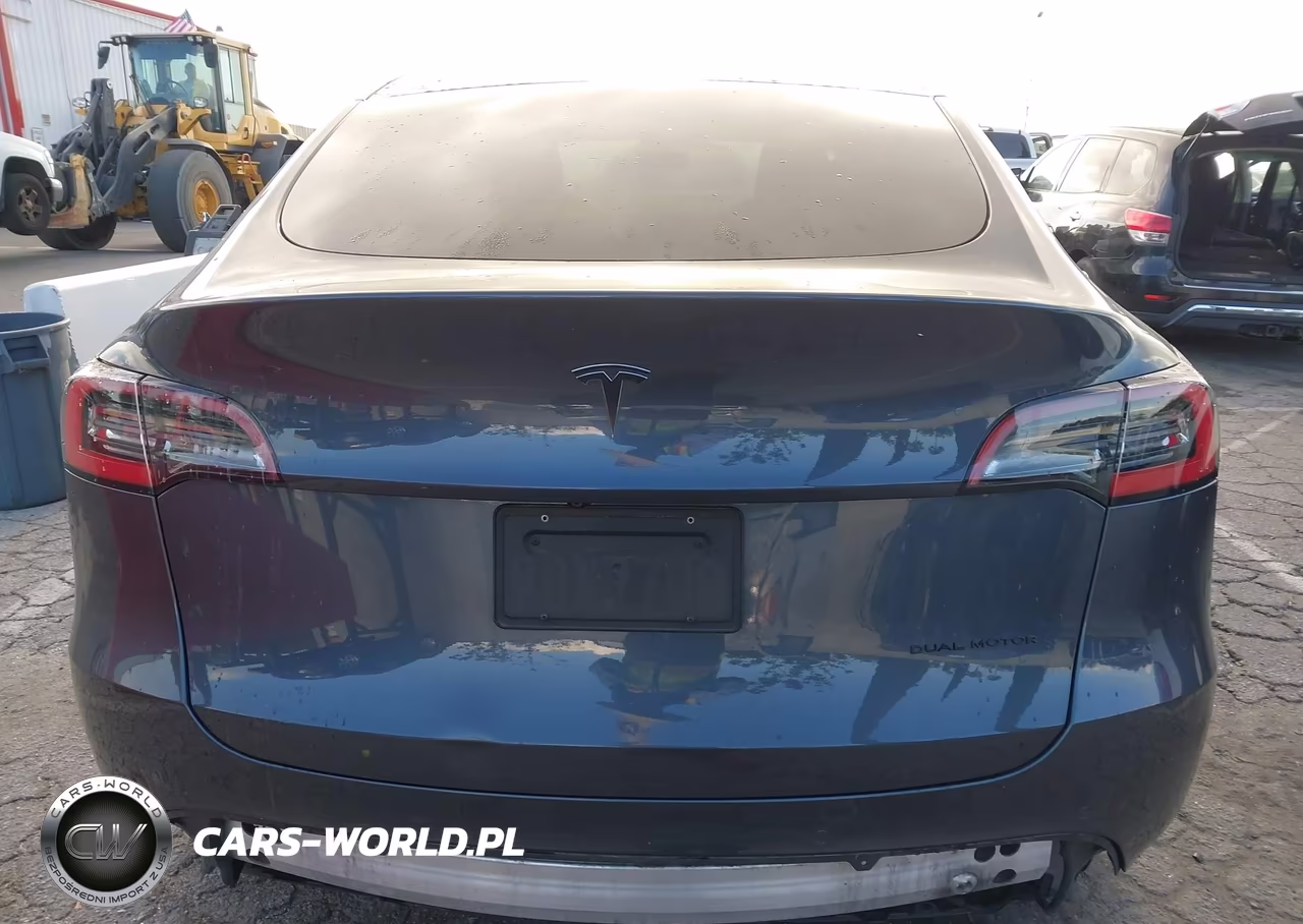2020 Tesla Model Y Long Range Dual Motor All-Wheel Drive VIN:5YJYGDEE8LF058356 - 16