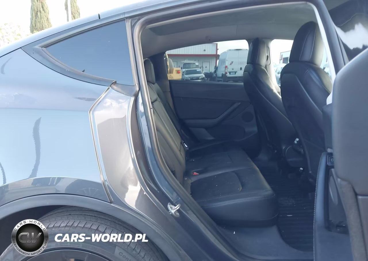 2020 Tesla Model Y Long Range Dual Motor All-Wheel Drive VIN:5YJYGDEE8LF058356 - 8