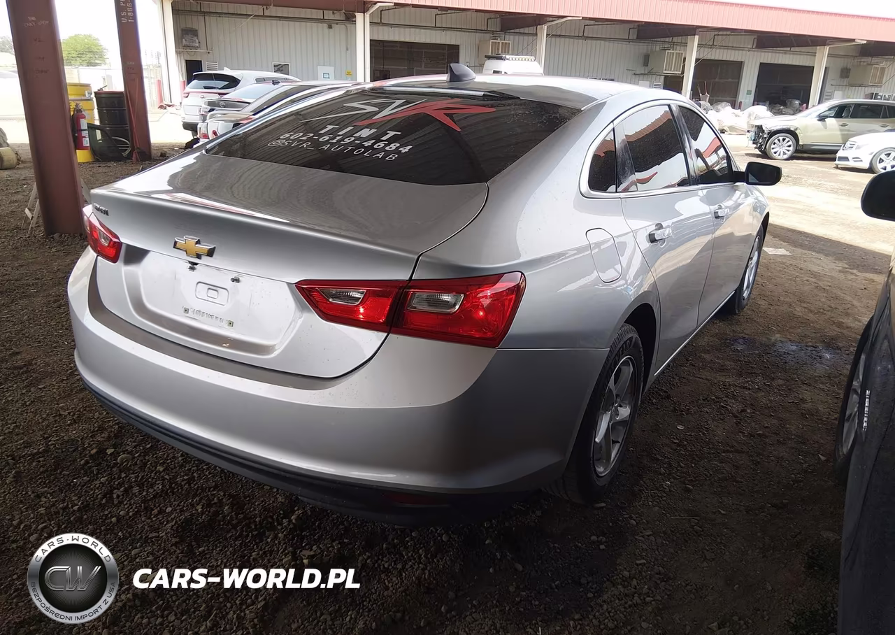 2018 Chevrolet Malibu 1Ls VIN:1G1ZB5ST1JF261666 - 4