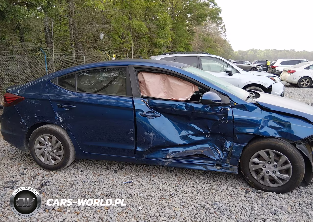 2020 Hyundai Elantra Se VIN:5NPD74LF5LH520710 - 6