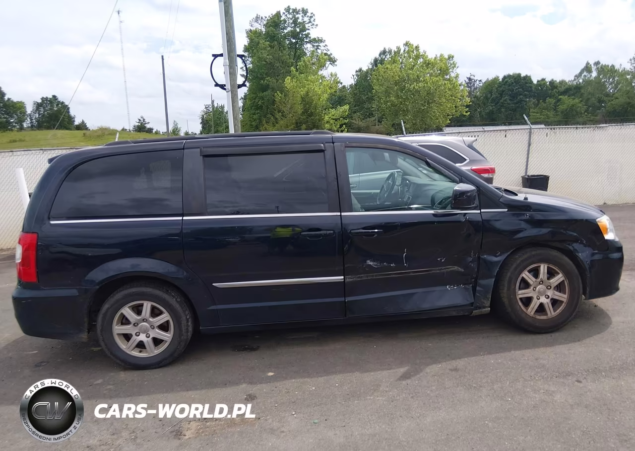 2011 Chrysler Town & Country Touring VIN:2A4RR5DG4BR604106 - 13